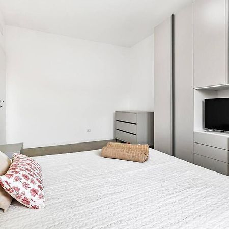 Apartamento Alessia'S Flat - Caroli Milán Exterior foto