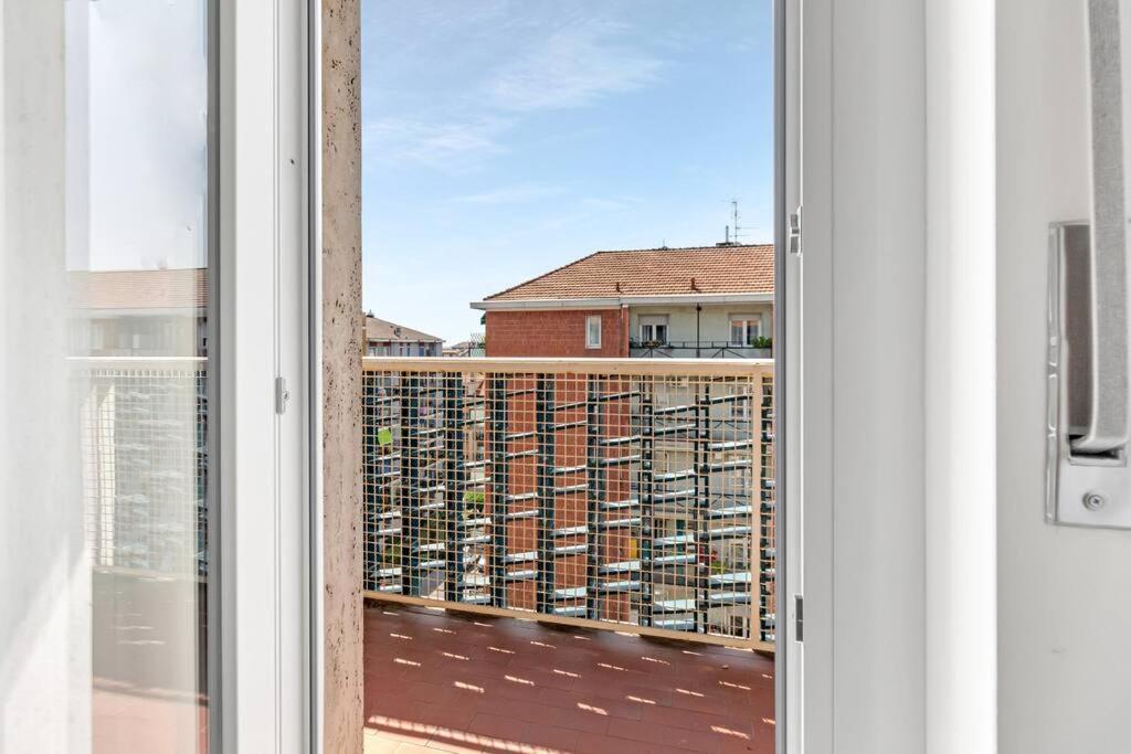 Apartamento Alessia'S Flat - Caroli Milán Exterior foto